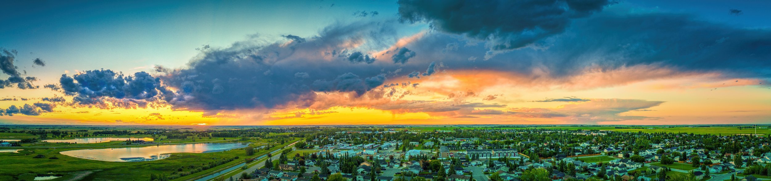 Muted sunset, Looking north of Thornbriar Green, Strathmore, AB, 2026-07-03